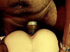 Sesso a pecorina solo film porno italiani con l'arrapata Candy Red di Smut Puppet